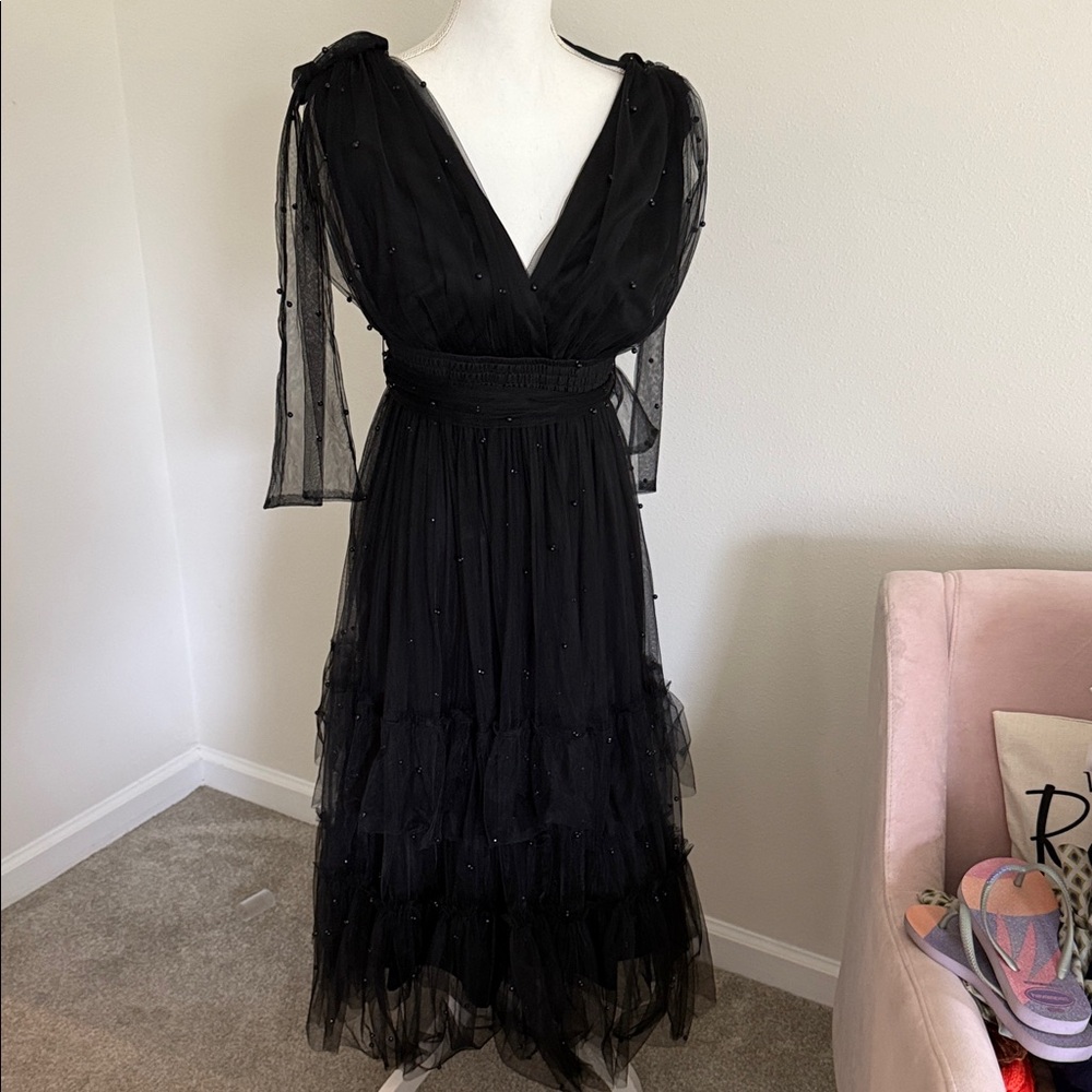 Francesca's Collections Black Long Sleeve Dress